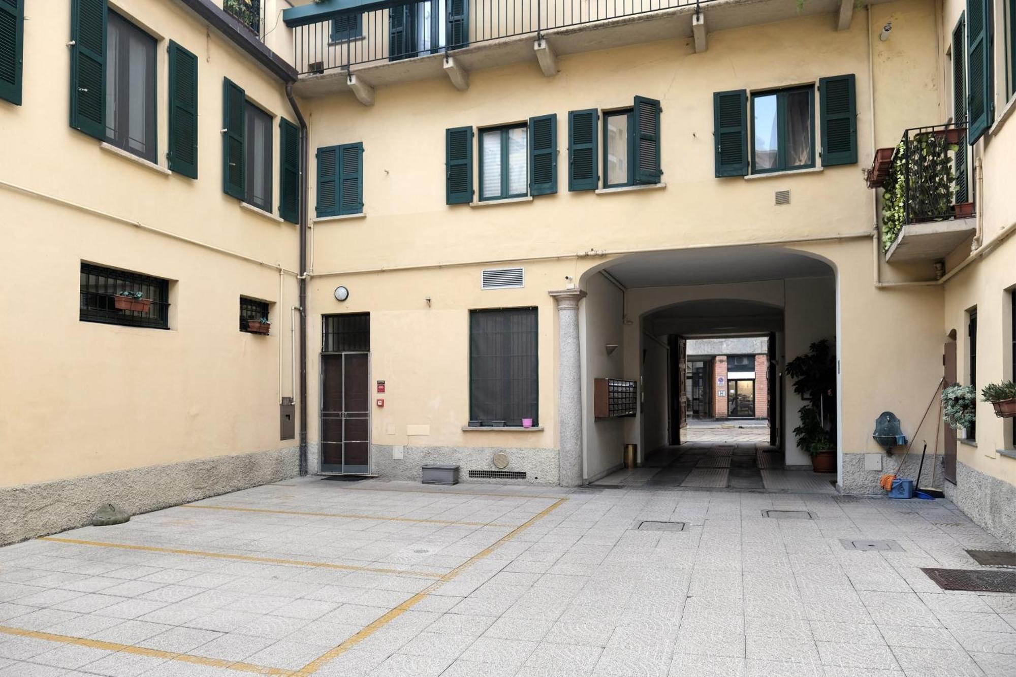 Comecasa Bright Terraced Apartment In Porta Romana Vicino Clinica Mangiagalli Milano Esterno foto